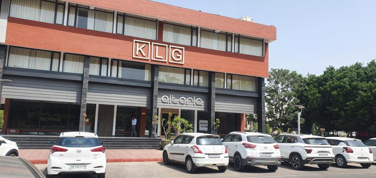 Hotel Klg Altoria Chandīgarh Exterior foto